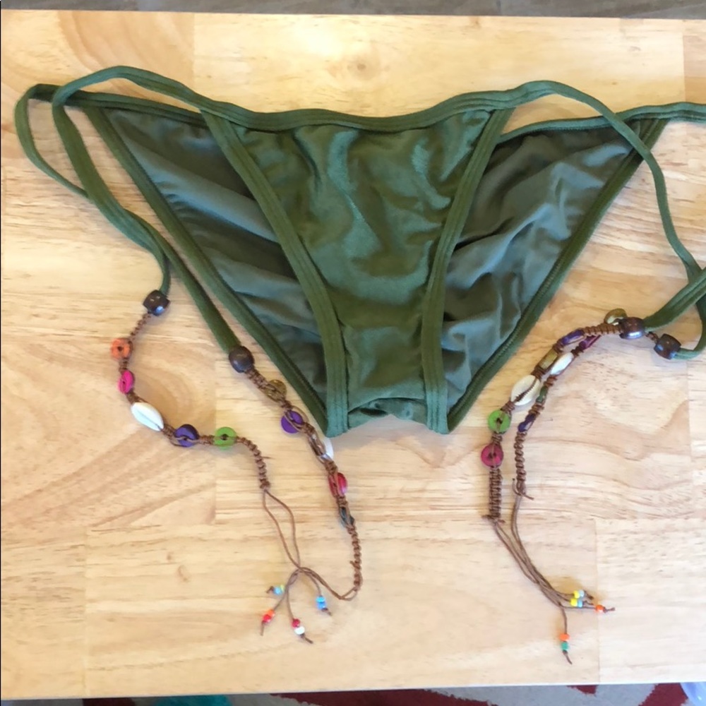 Brand new Women's bikini green bottom Hot Sauce